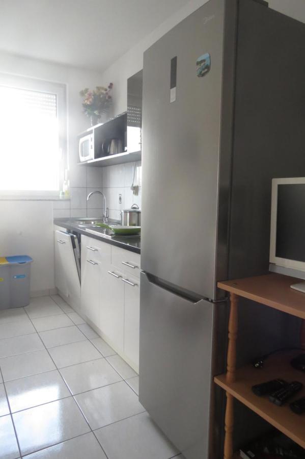Appartement Modra Kuca à Mandre Extérieur photo