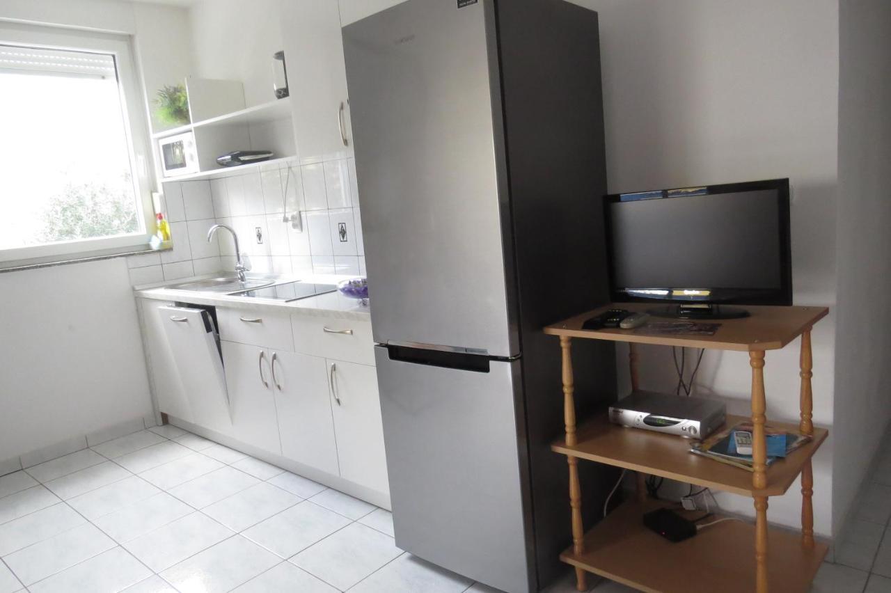 Appartement Modra Kuca à Mandre Extérieur photo