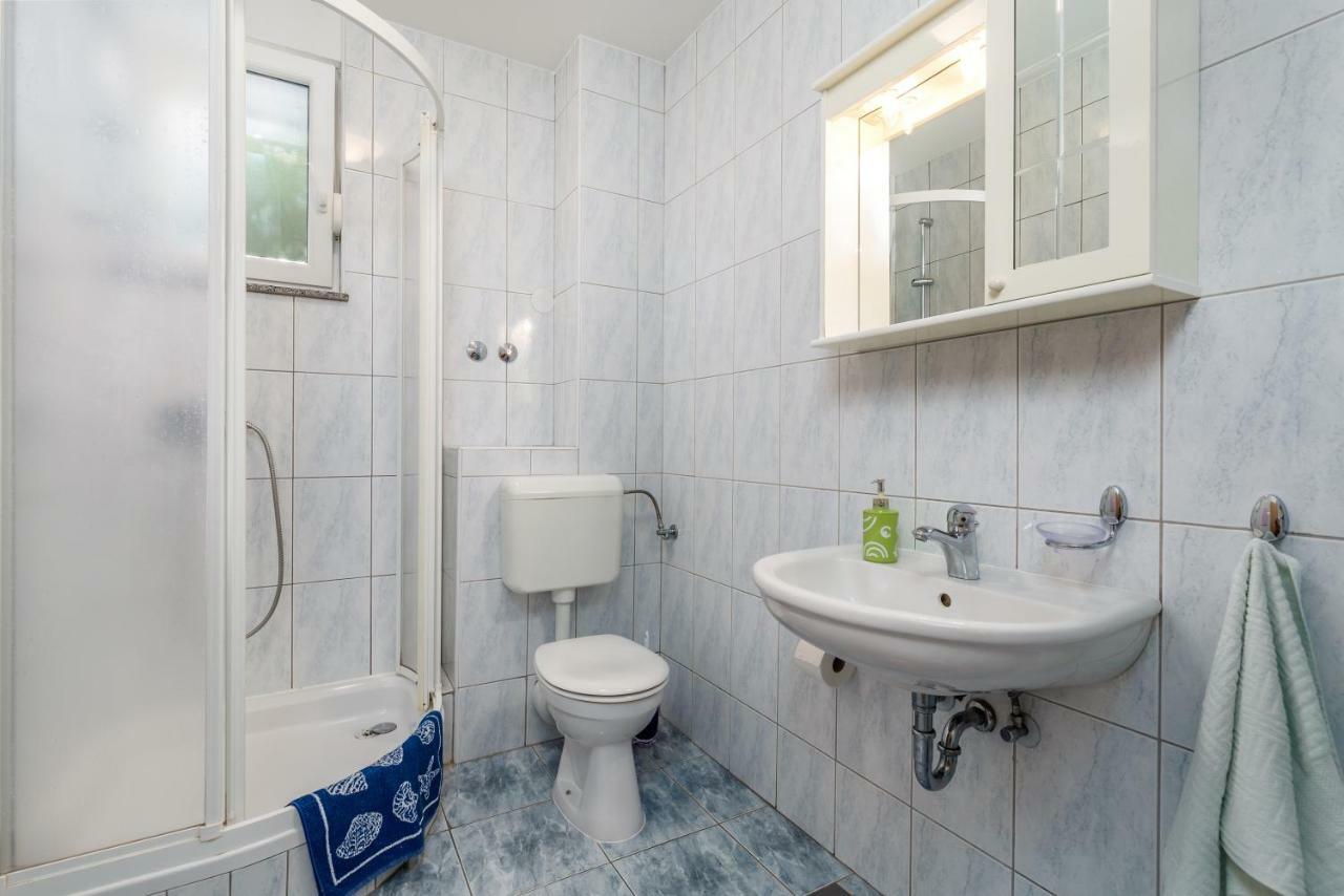 Appartement Modra Kuca à Mandre Extérieur photo