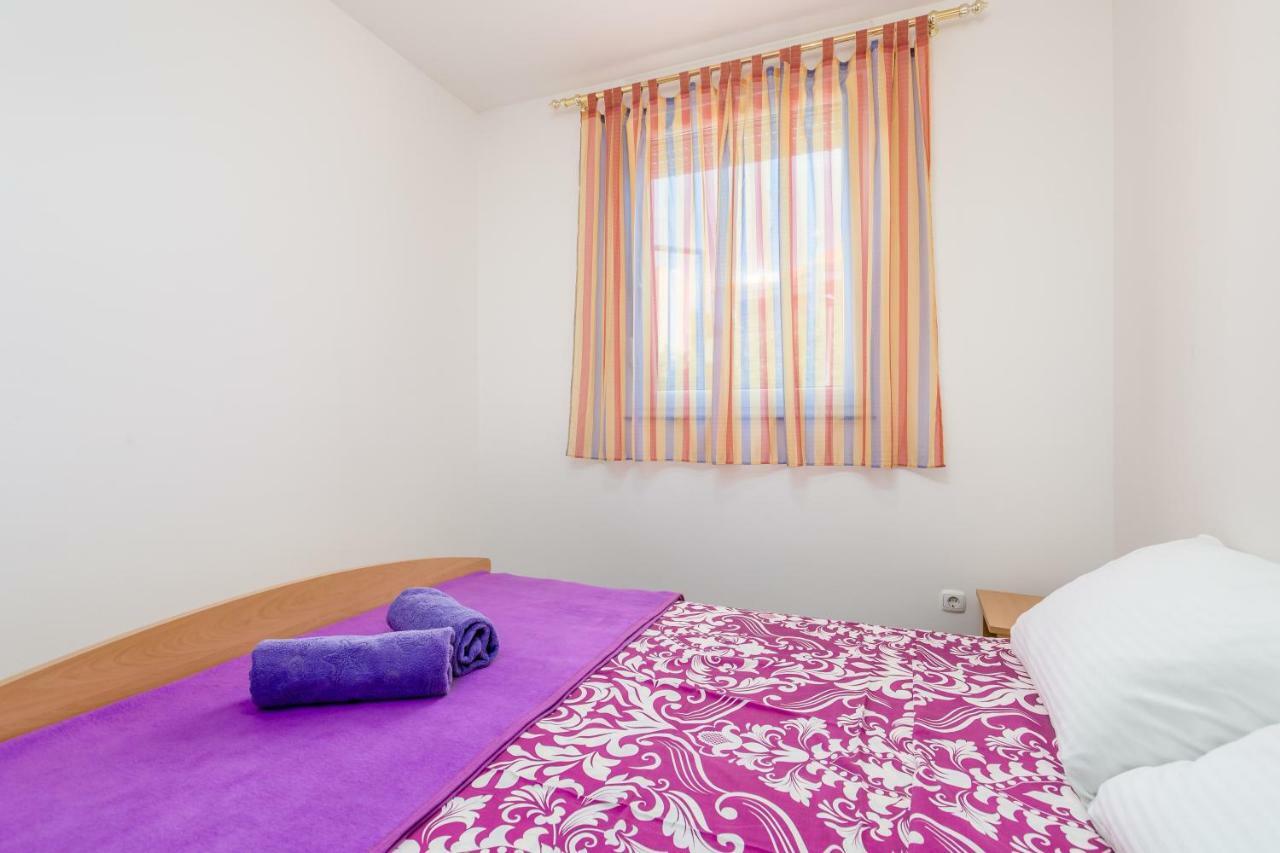 Appartement Modra Kuca à Mandre Extérieur photo
