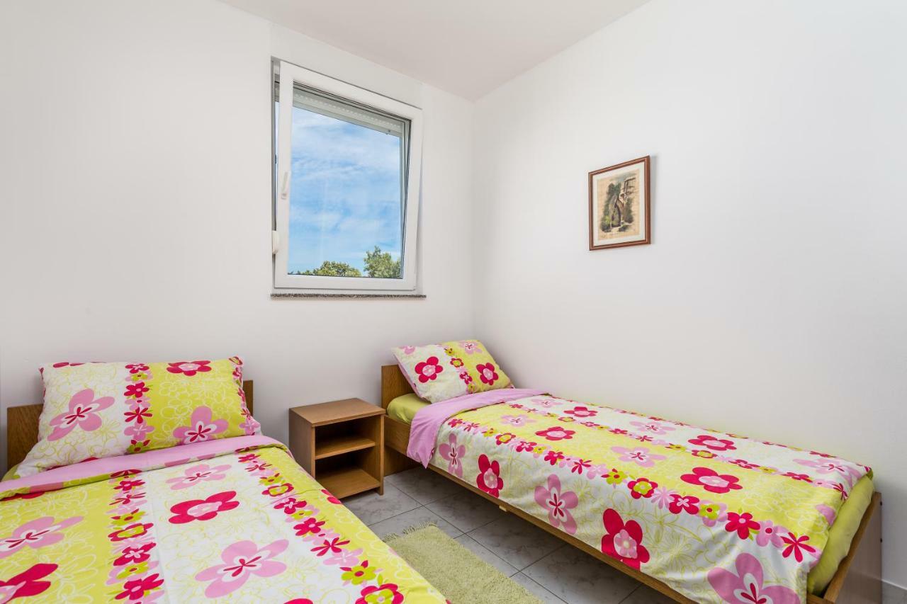 Appartement Modra Kuca à Mandre Extérieur photo