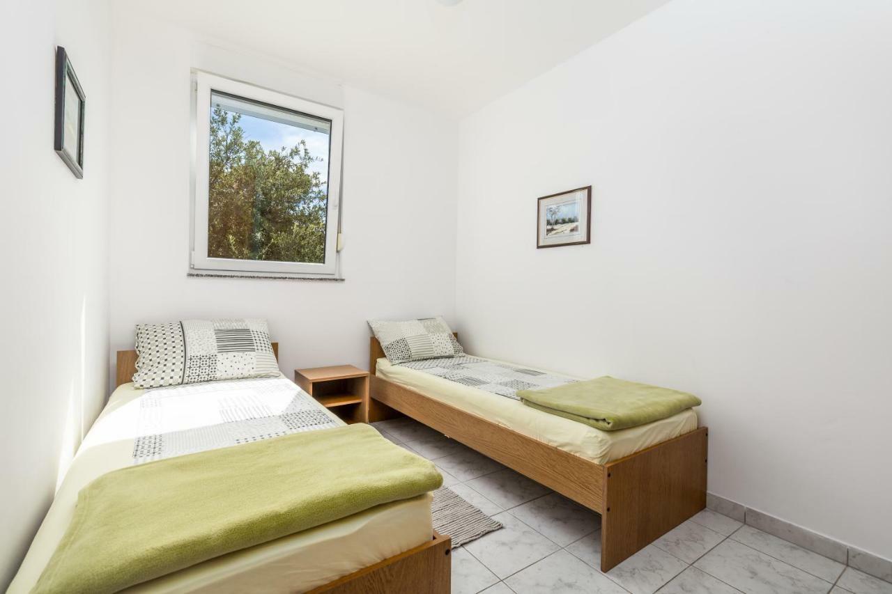 Appartement Modra Kuca à Mandre Extérieur photo